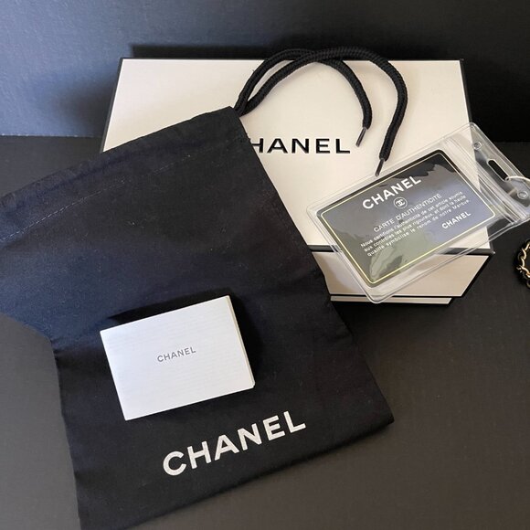 Chanel Matelasse round Pearl Chain Lambskin Shoulder Crossbody Bag - Picture 15 of 16